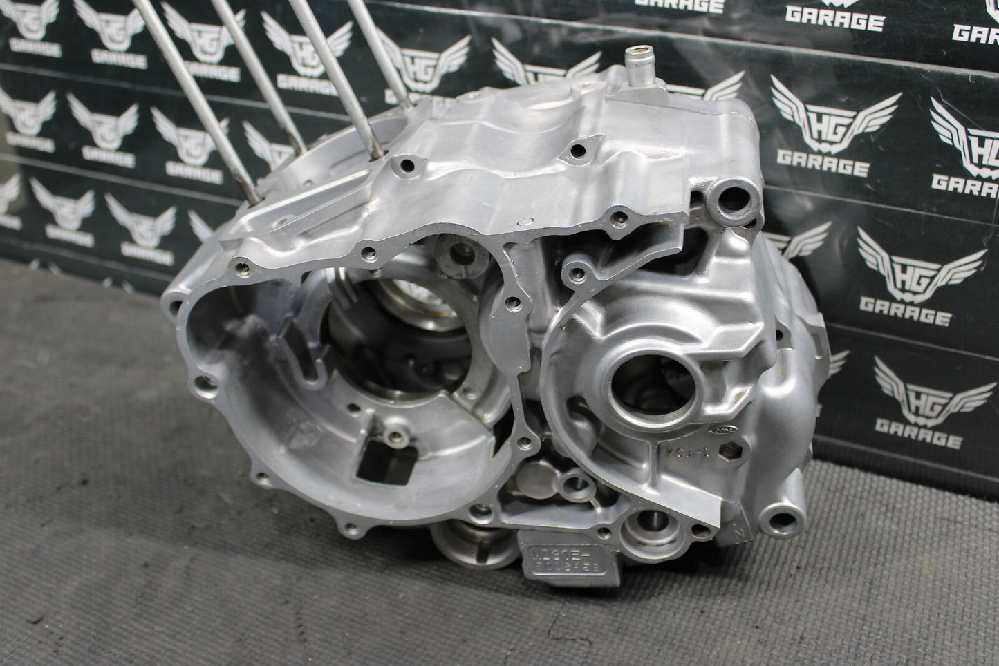 2009 HONDA 2008 2009 CRF230L CRF230M OEM LEFT RIGHT ENGINE MOTOR CRANKCASE