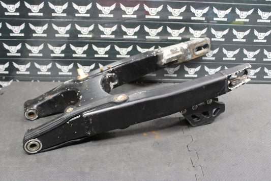 2006 KAWASAKI KX250F OEM SWINGARM SWING ARM SUSPENSION 33001-0069