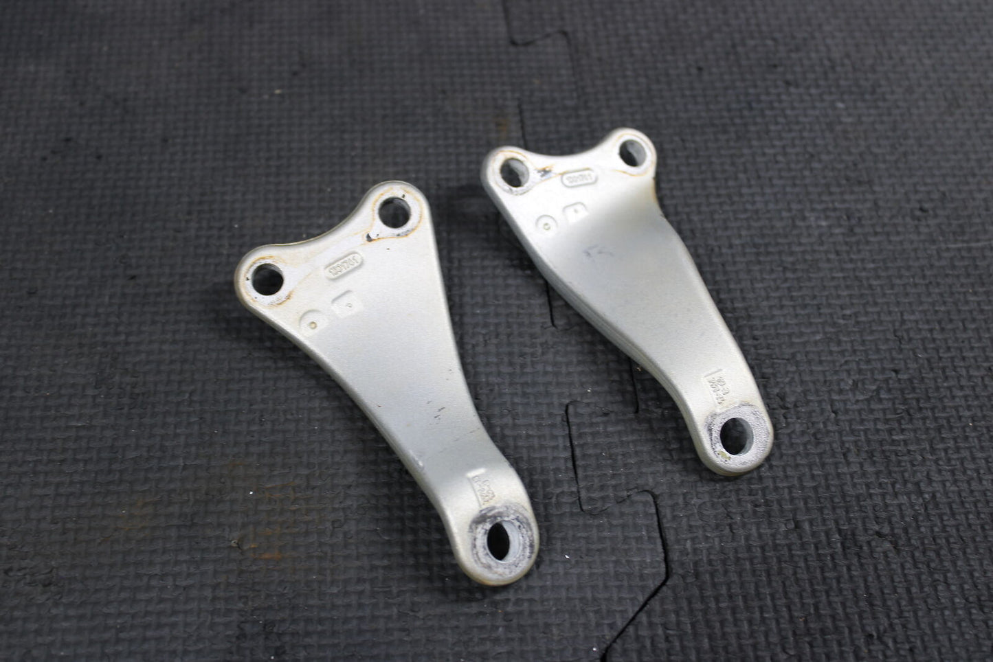 2019 KTM 2018 2019 85 2019 85SX OEM ENGINE MOTOR MOUNT STAY BRACKETS 4720301300