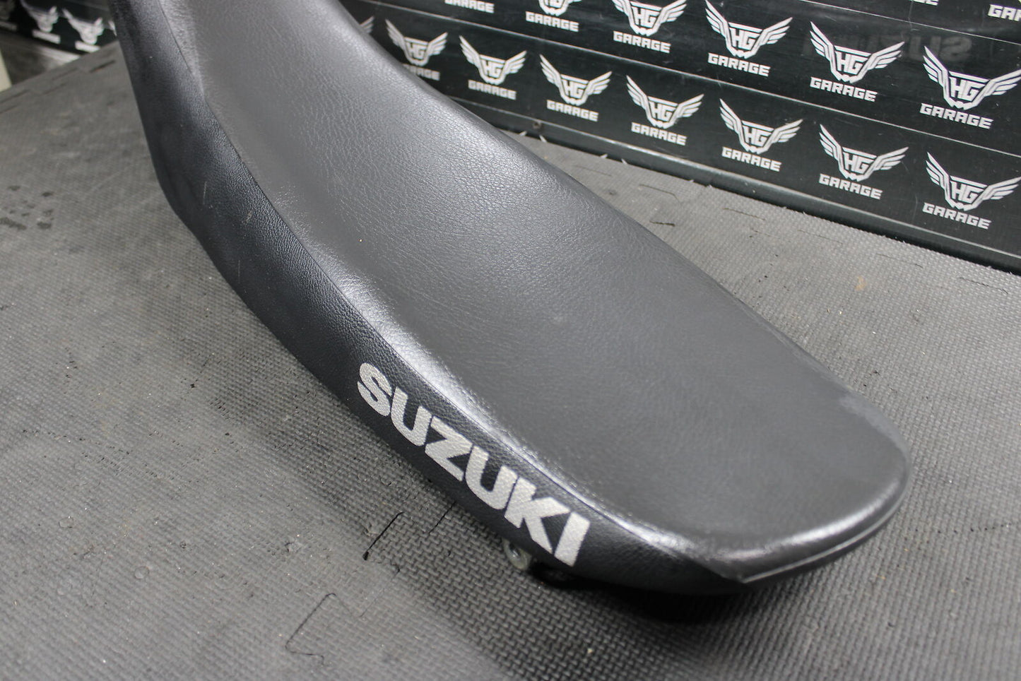 2013 SUZUKI DRZ400SM OEM SEAT SADDLE CUSHION ASSEMBLY 45100-29FE1-BYD