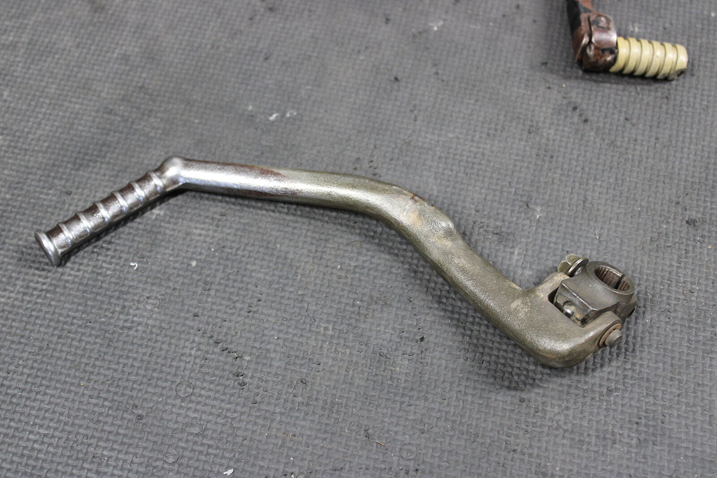 2000 HONDA XR200R 86-88 / 1990 1991 / 93-02 OEM KICKSTART KICK START PEDAL LEVER