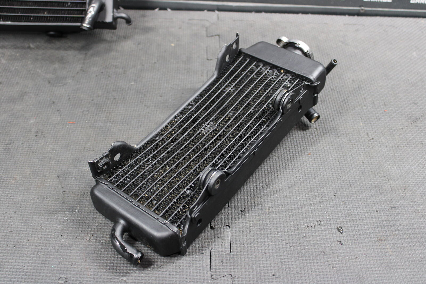 1999 SUZUKI RM125 OEM RIGHT SIDE AFTERMARKET LEFT ENGINE MOTOR COOLING RADIATOR