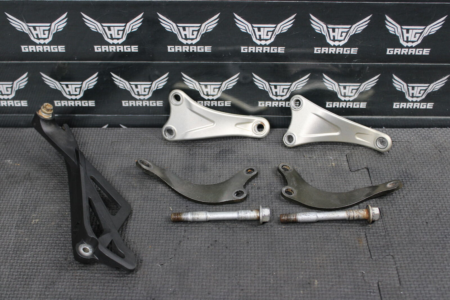 2019 KTM 2018 2019 85 2019 85SX OEM ENGINE MOTOR MOUNT STAY BRACKETS 4720301300