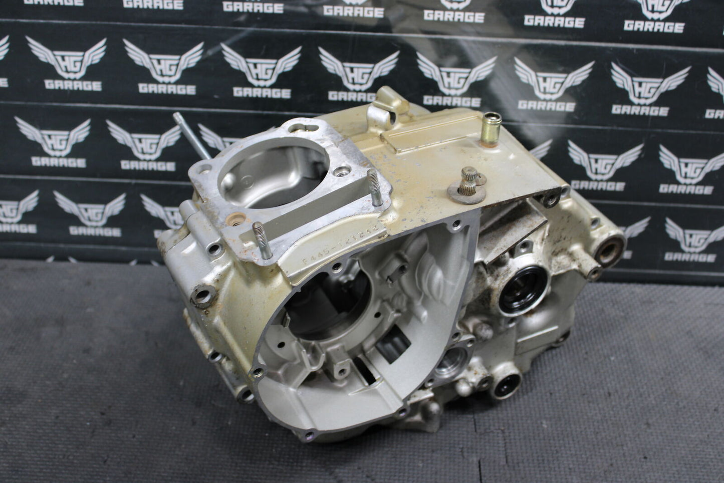 2004 SUZUKI 03-07 DRZ125 DRZ125L OEM LEFT RIGHT ENGINE MOTOR CRANKCASE CRANK CAS