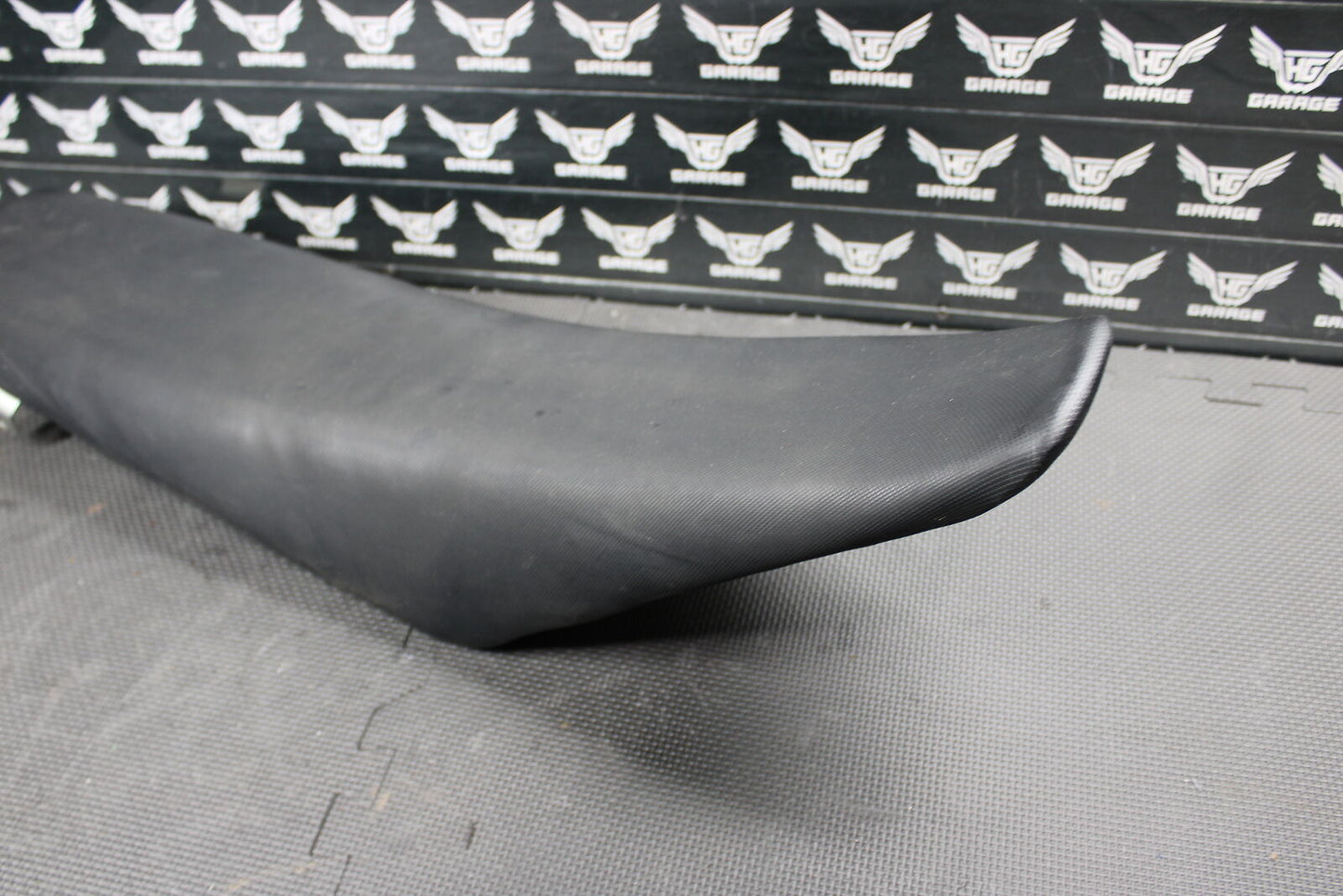 2004 KAWASAKI KX250F OEM SEAT SADDLE CUSHION 53066-0031-MA