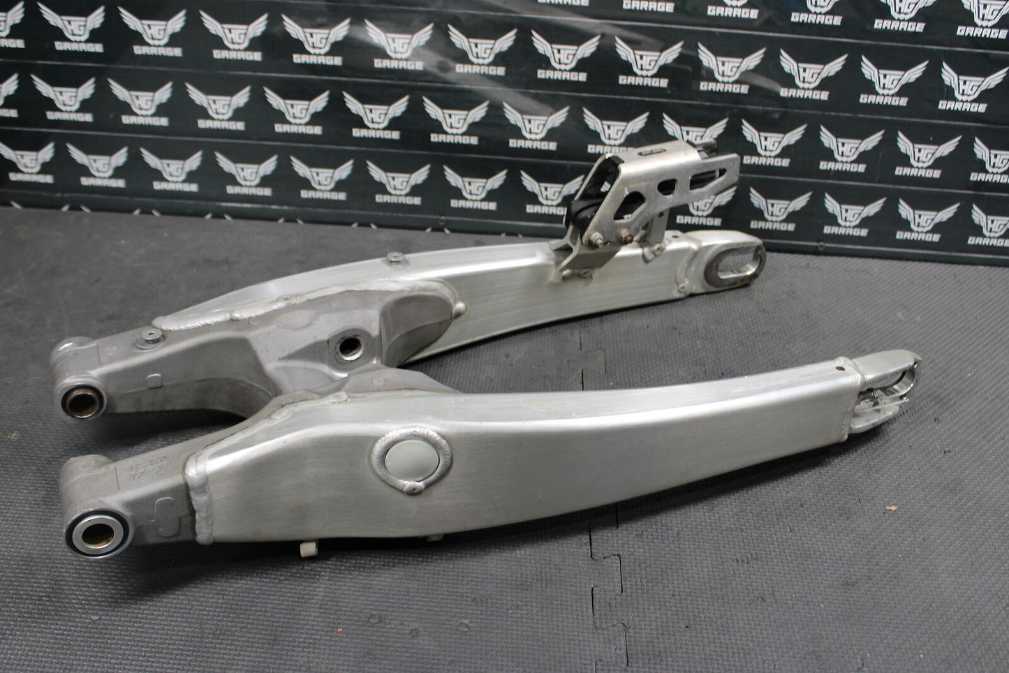 2007 YAMAHA WR250F WR450F YZ250F YZ450F OEM SWINGARM SWING ARM SUSPENSION