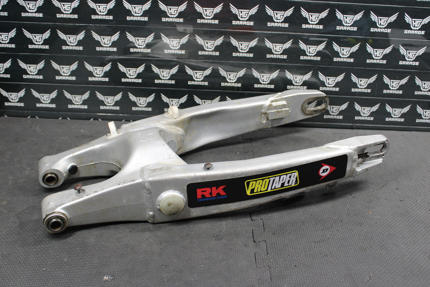 1997 YAMAHA YZ125 YZ250 OEM SWINGARM SWING ARM SUSPENSION ASSEMBLY