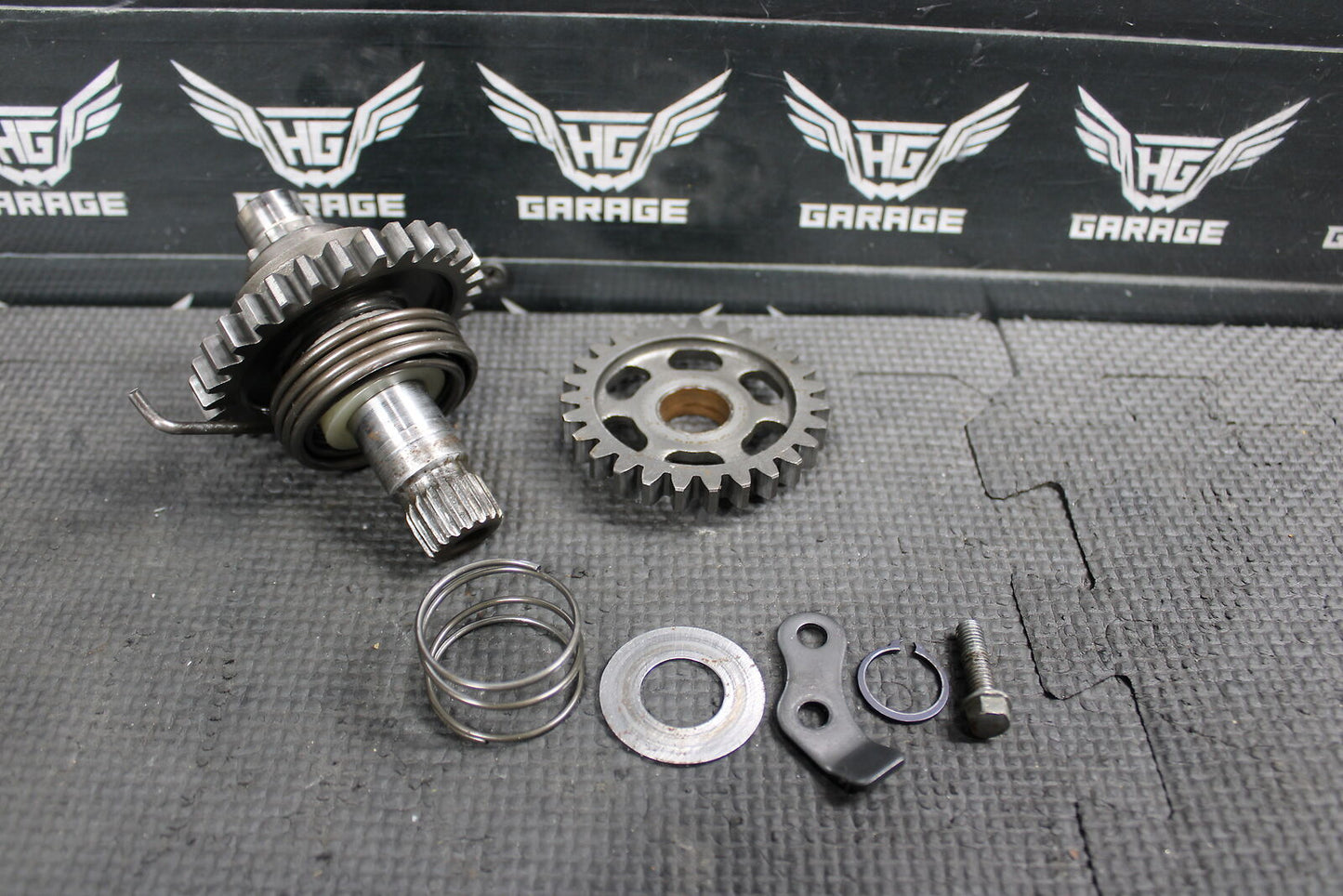 1989 SUZUKI 89-95 RM250 89-98 RMX250 OEM KICKSTART KICK START SHAFT W IDLER GEAR